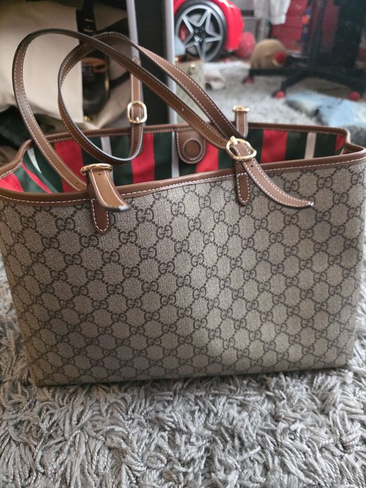 Маркова чанта модел 2026г страхотна