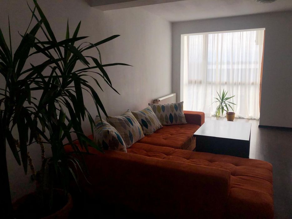 Inchiriere duplex luminos si spatios