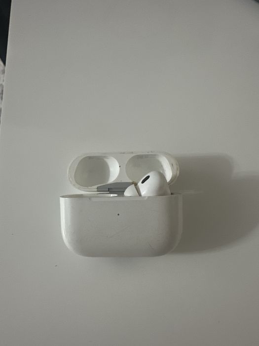 AirPods Pro 2 (CASCA LIPSA)