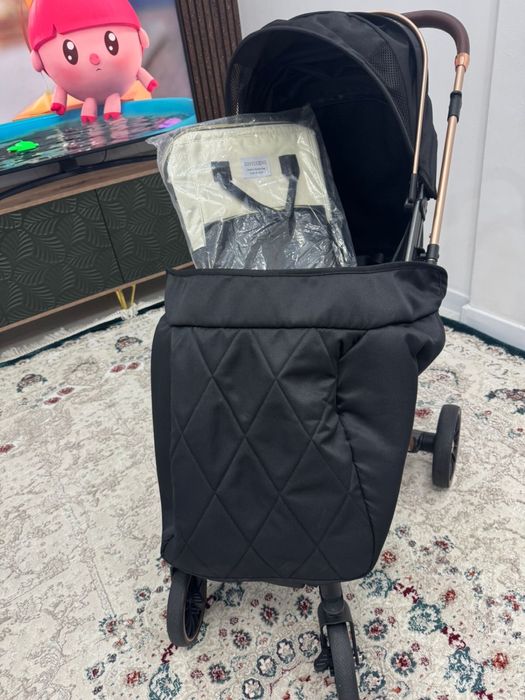 Продам коляску, новая.