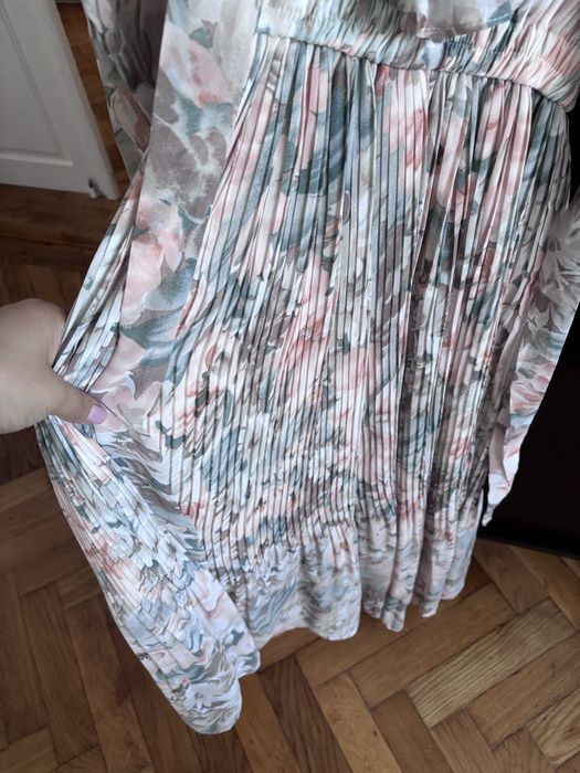 Rochie florala eleganta