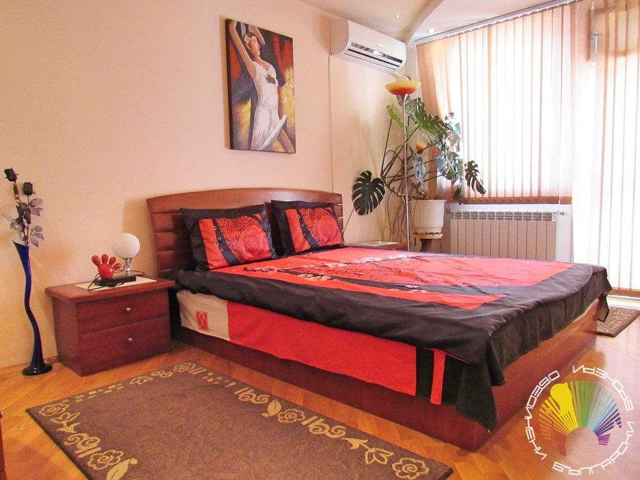 Дава се под наем Двустаен апартамент в Бургас, Лазур - 80 кв.м за 510 € - Снимка #11