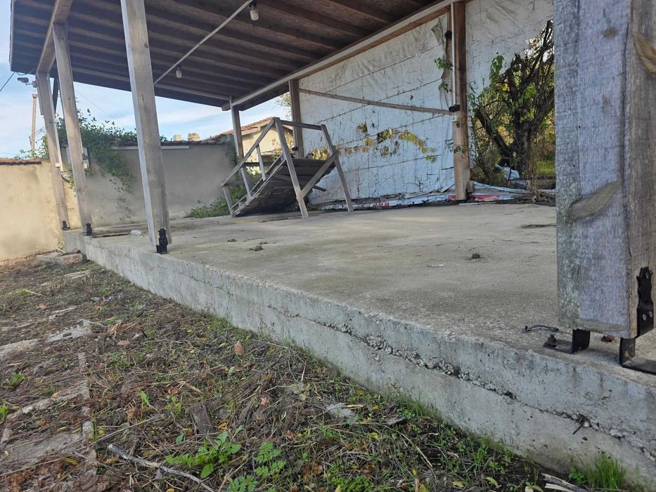 Продава се парцел