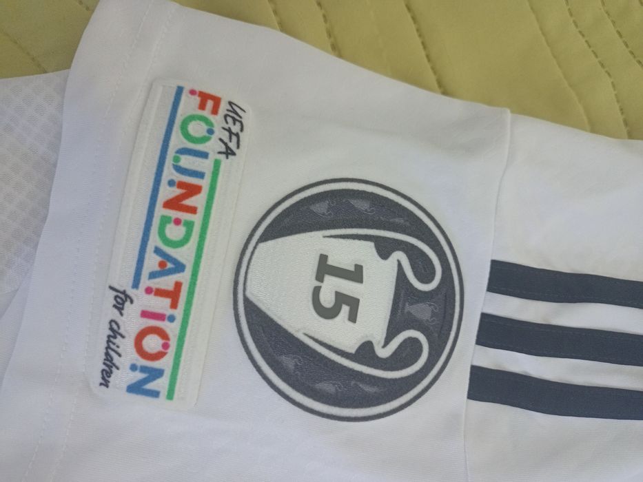 Оригинална тениска на Адидас - Реал Мадрид