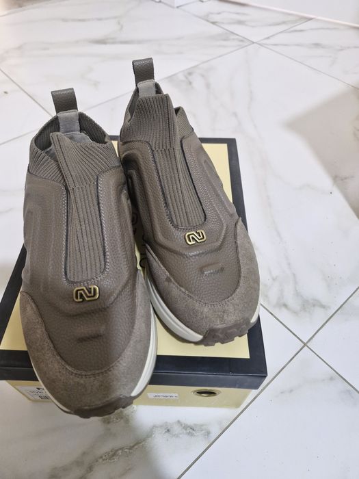 Продам Nursace кроссовки