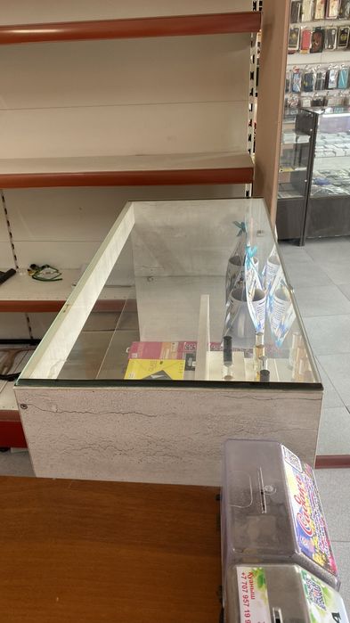 Ветрина стеклани