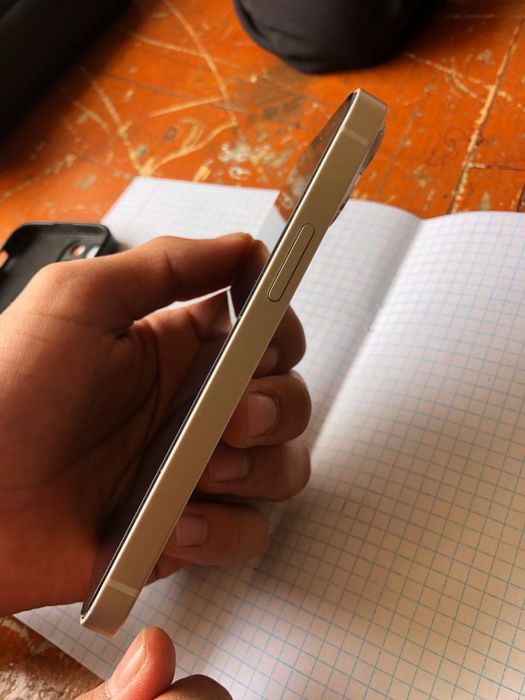 iphone 13mini sotiladi holadi ideal