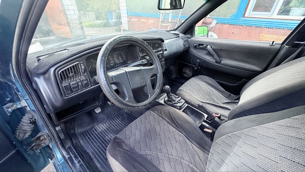 Volkswagen Passat B3 1991 г. В