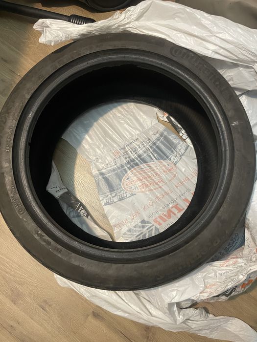 Резина r18 245/40/18