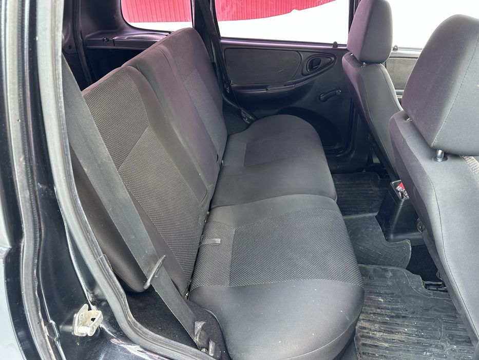 Нива шевроле 2012