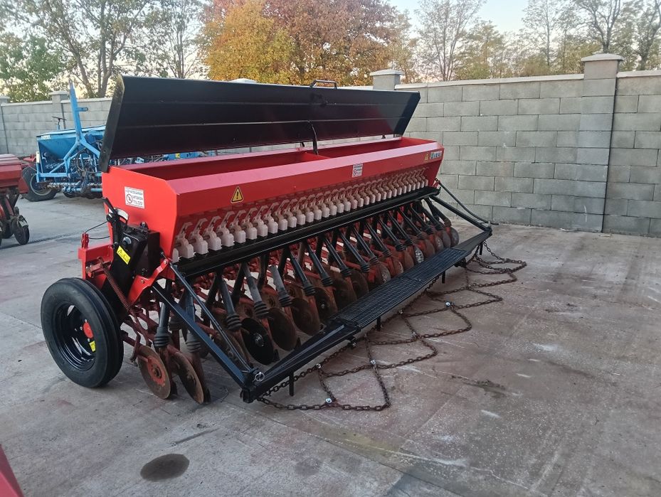 Semanatoare paioase pe discuri 4 metri Amazone D8-40