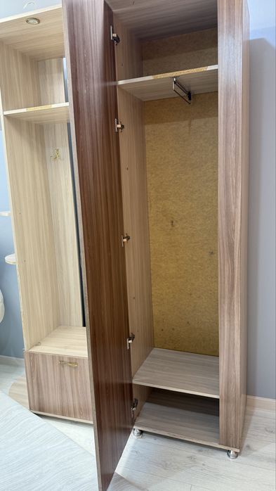 Срочно продается прихожая!!!