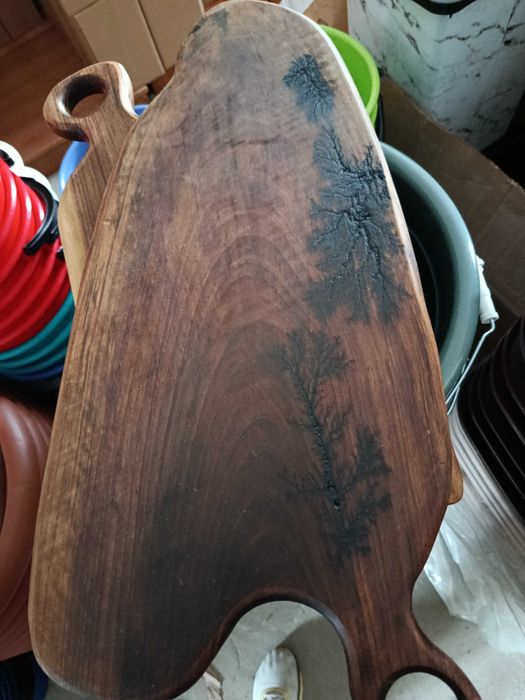 Дъски орех с смола