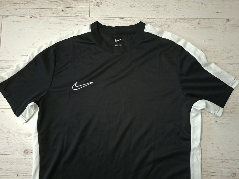 Nike slim Fit-Ориг. Тениска Нова!