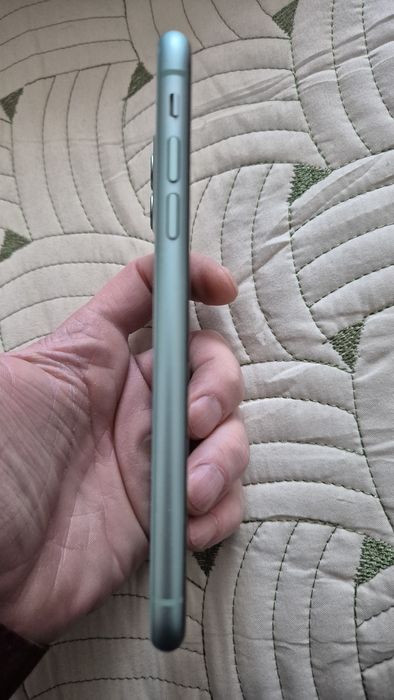 Iphone 11 baterie 100% 64 GB