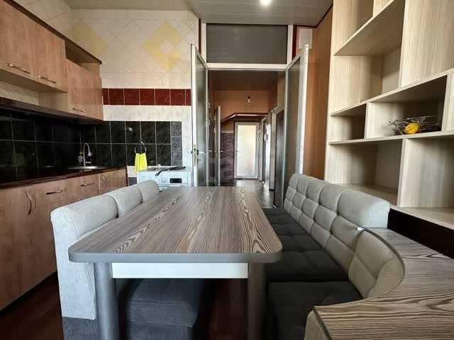 2-комн. квартира, 60м², 9/7 этаж