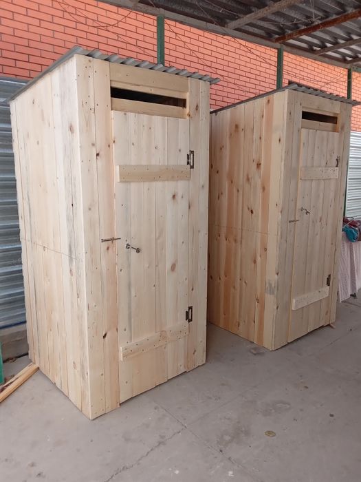 Продам туалет. Деревянный.уличный