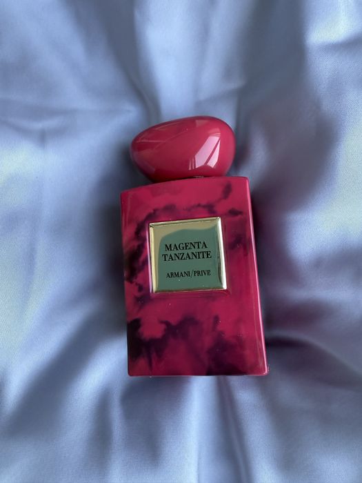 Продам парфюм ARMANI PRIVE Magenta tanzanite новый