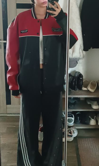 Бомбер кожаный размер Л унисекс