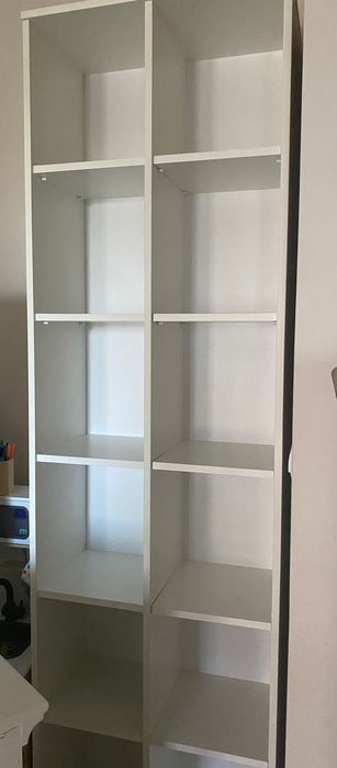 Corpuri de bibliotecă din lemn