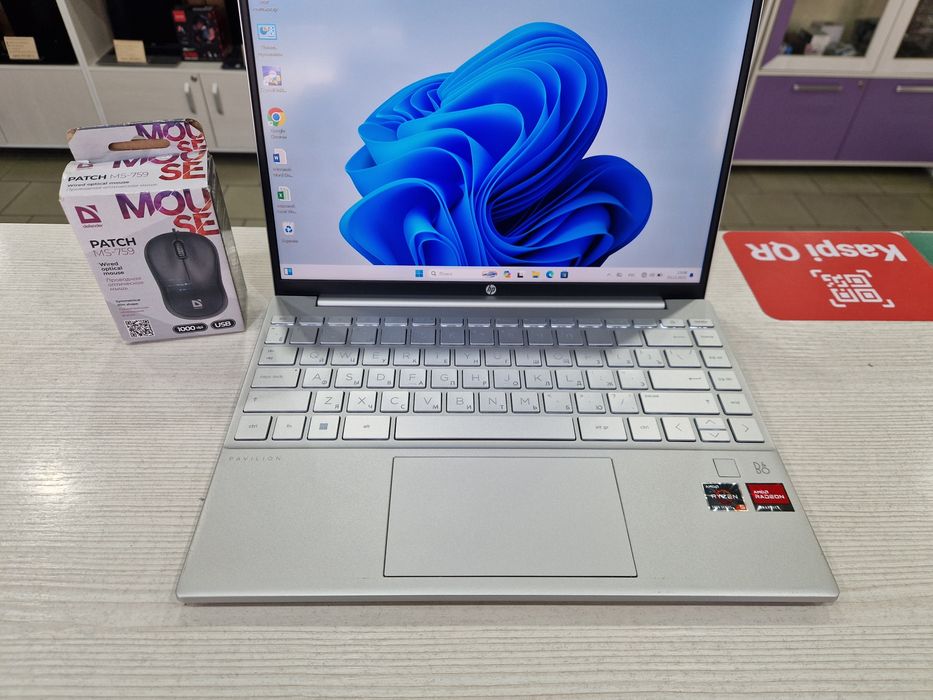 Ультра HP (2.5K IPS, Ryzen 5, 512 Gb SSD)