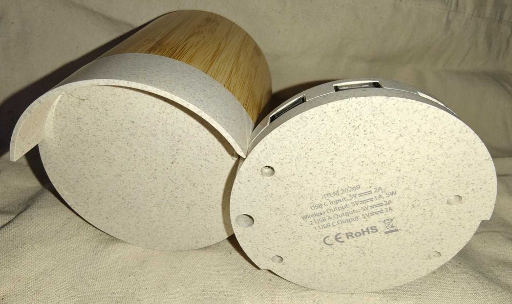 Suport de birou multifunctional cu incarcare si suport telefon