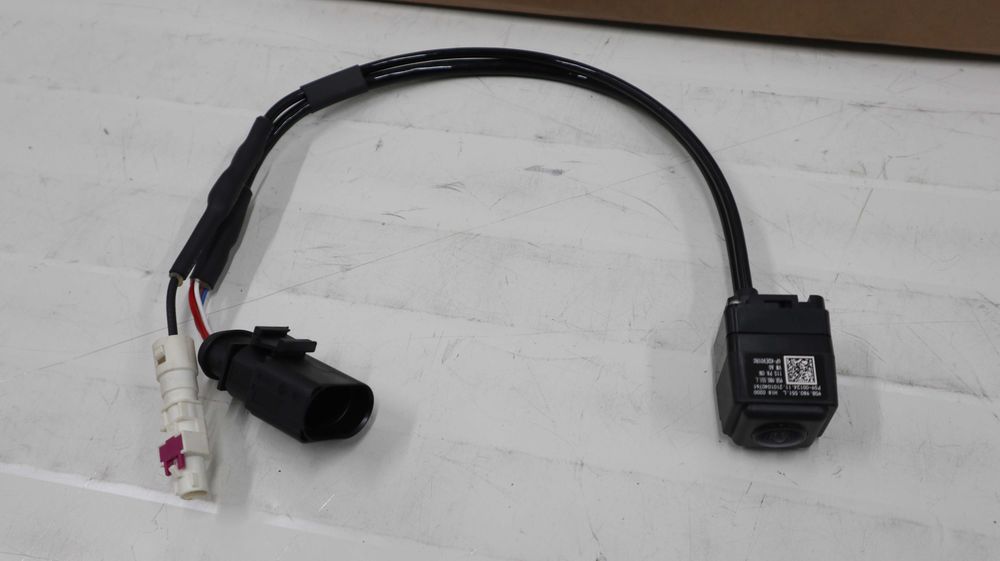 Камера за заден ход PORSCHE 95B  980  551  L + държач