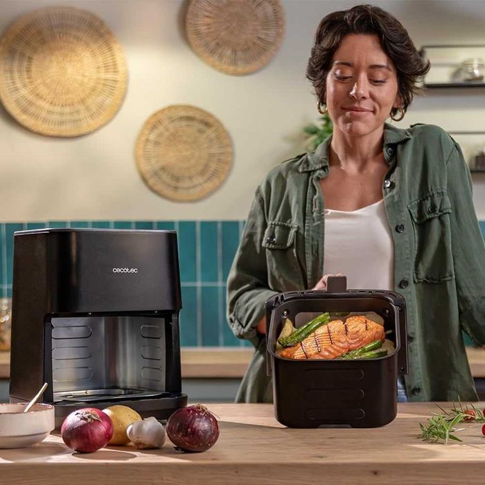 Фритюрник/Air fryer  с горещ въздух Cecotec - 4 л /грил/ 1900W