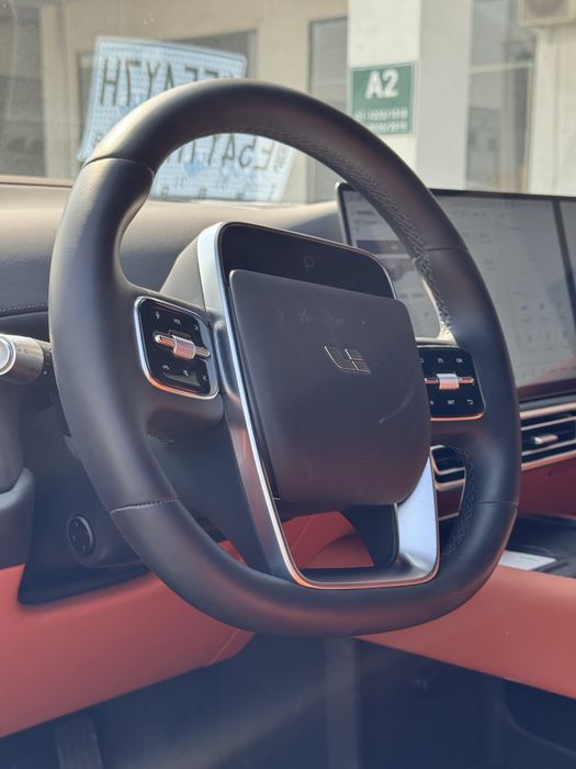 Lixiang L9 restayling/ 4700km probeg/ nardo gray