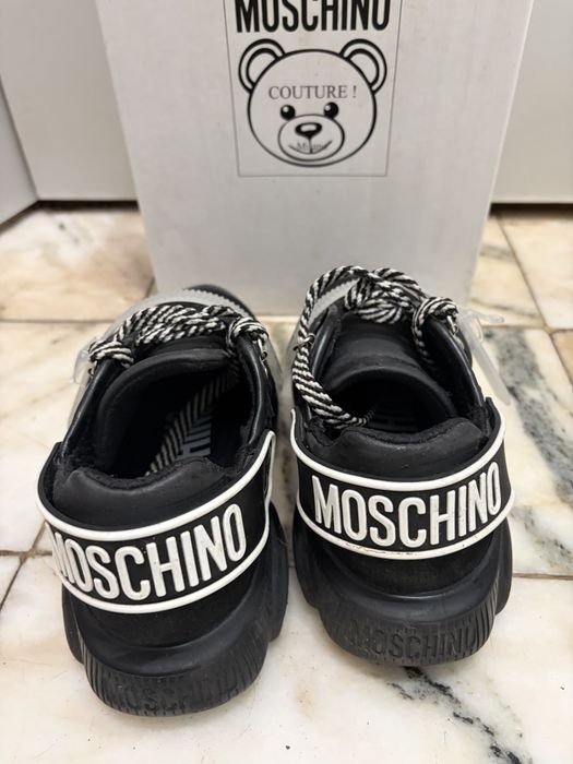 Moschino Couture,Yamamoto,Guess и Pinko