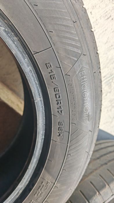 Anvelope 215 60 17 vara