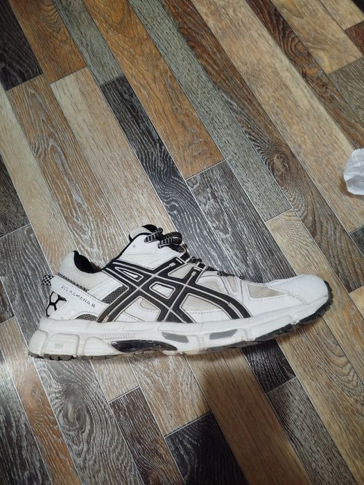 Кросовки ASICS продаю
