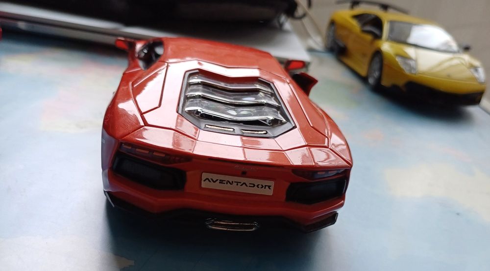 Детска количка уголемена lamborgini aventador