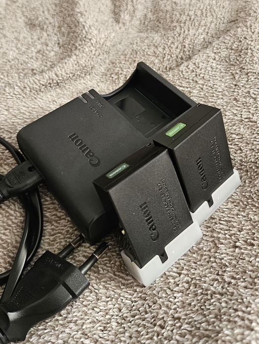 Aparat foto Canon EOS R50