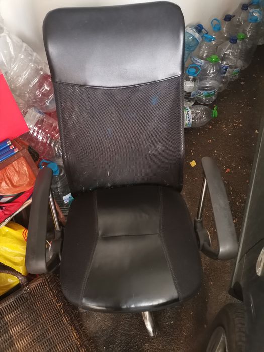 Офис стол! - черен