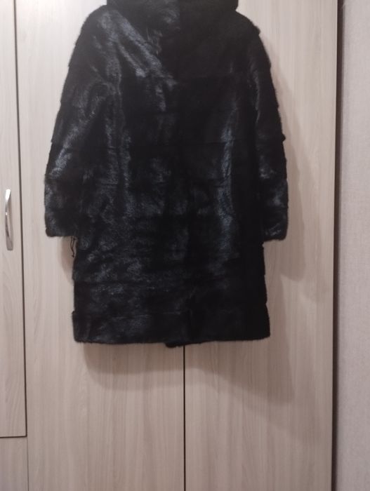 Продается женская шуба