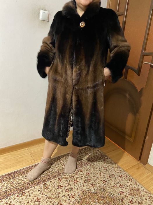 Шуба норковая цельная