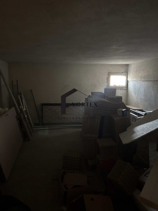 Продава се Магазин в с. Веринско, Област София-област - 521 кв.м за 327 €/кв.м - Снимка #17