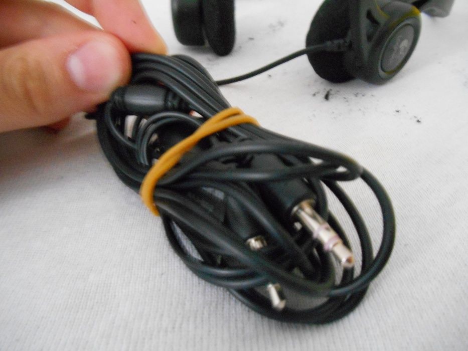 Продавам оригинални PC слушалки с микрофон за компютър - Logitech