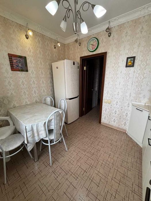 продам 3 комнатную квартиру