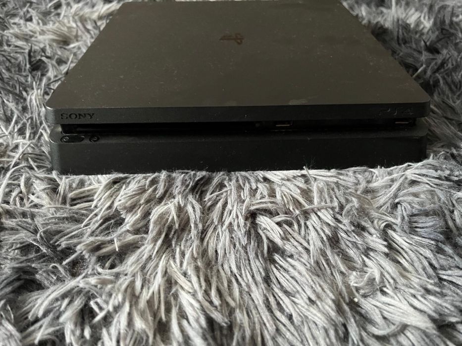 Vand ps 4 cu 500 gb….