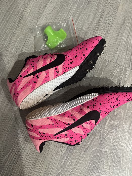 продас шиповки, одевала пару раз 37 размер