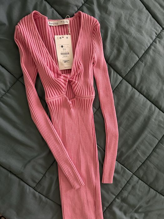 Нова рокля Bershka