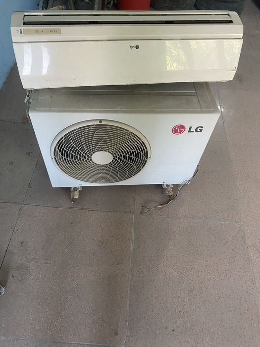 Кондиционер срочно продам