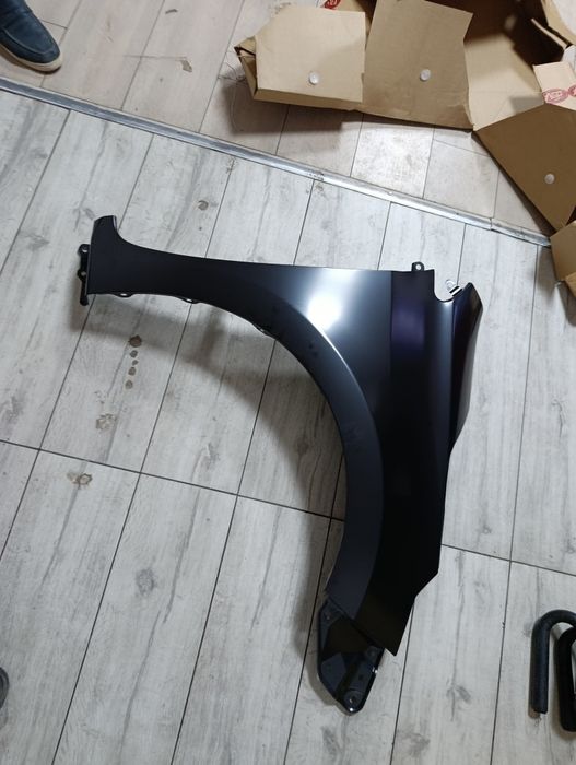 Крыло Toyota corolla 14-18