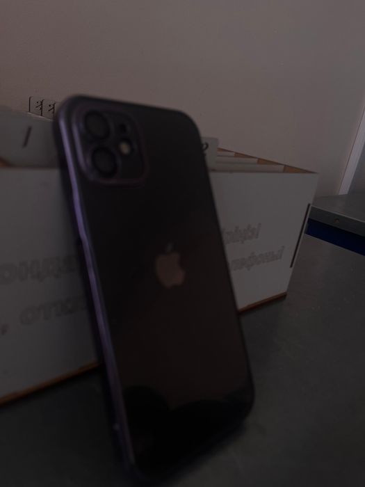 Продаю Айфон 12 Блэк 110000