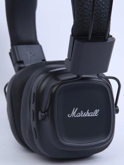 Продам наушники маршал