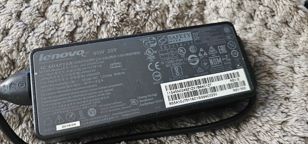 incarcator laptop lenovo  ADLX90NCC3A 20V 4.5A 90W mufa  galbena