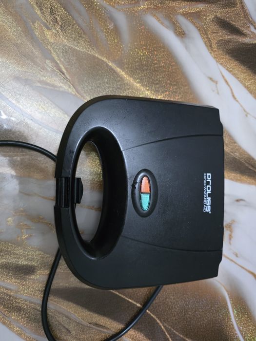 Вафельница рабочая 3000 тг