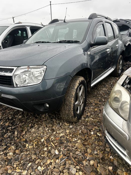 Bară față completă  Dacia Duster 2013